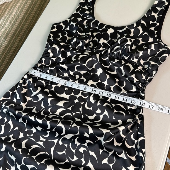 Donna Ricco Black and Off-White Abstract Print Dress - Picture 12 of 16